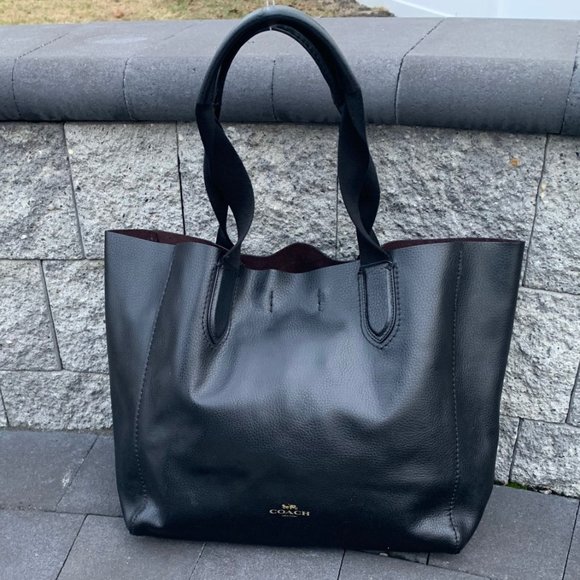 Coach Handbags - Coach Large Derby Saddle Pebble Leather Tote in Black 59818